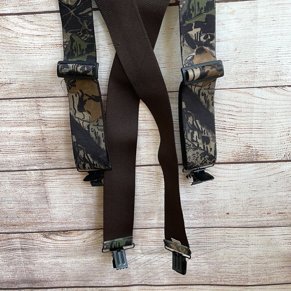 EXCELLENT‎ CONDITION SUSPENDERS IN CAMO - Picture 3 of 4